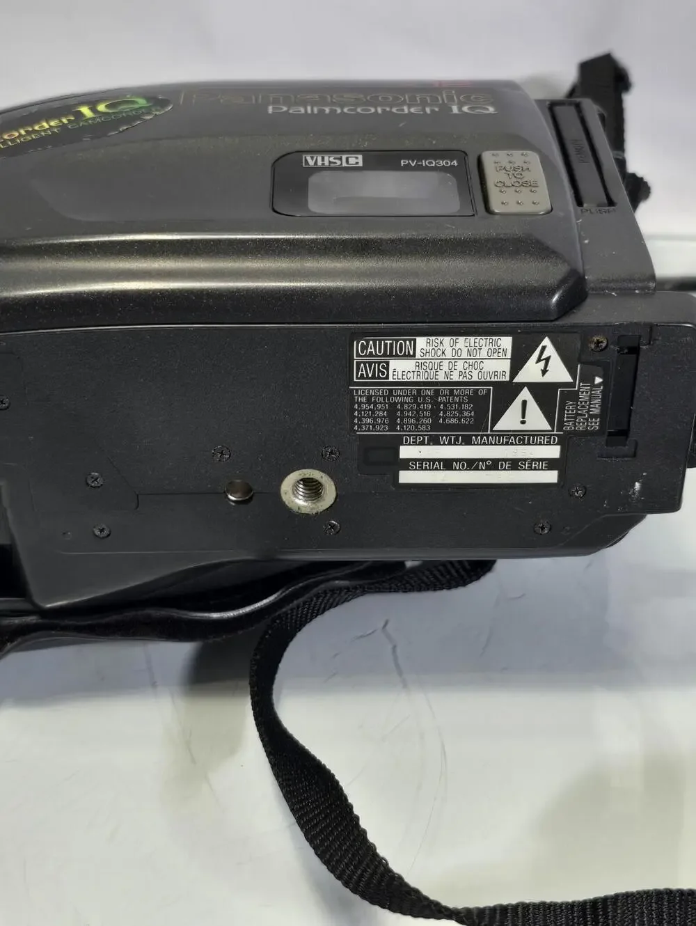 Panasonic PV-IQ304D VHS-C Camcorder 1994 Untested As-Is Parts Repair Japan Made